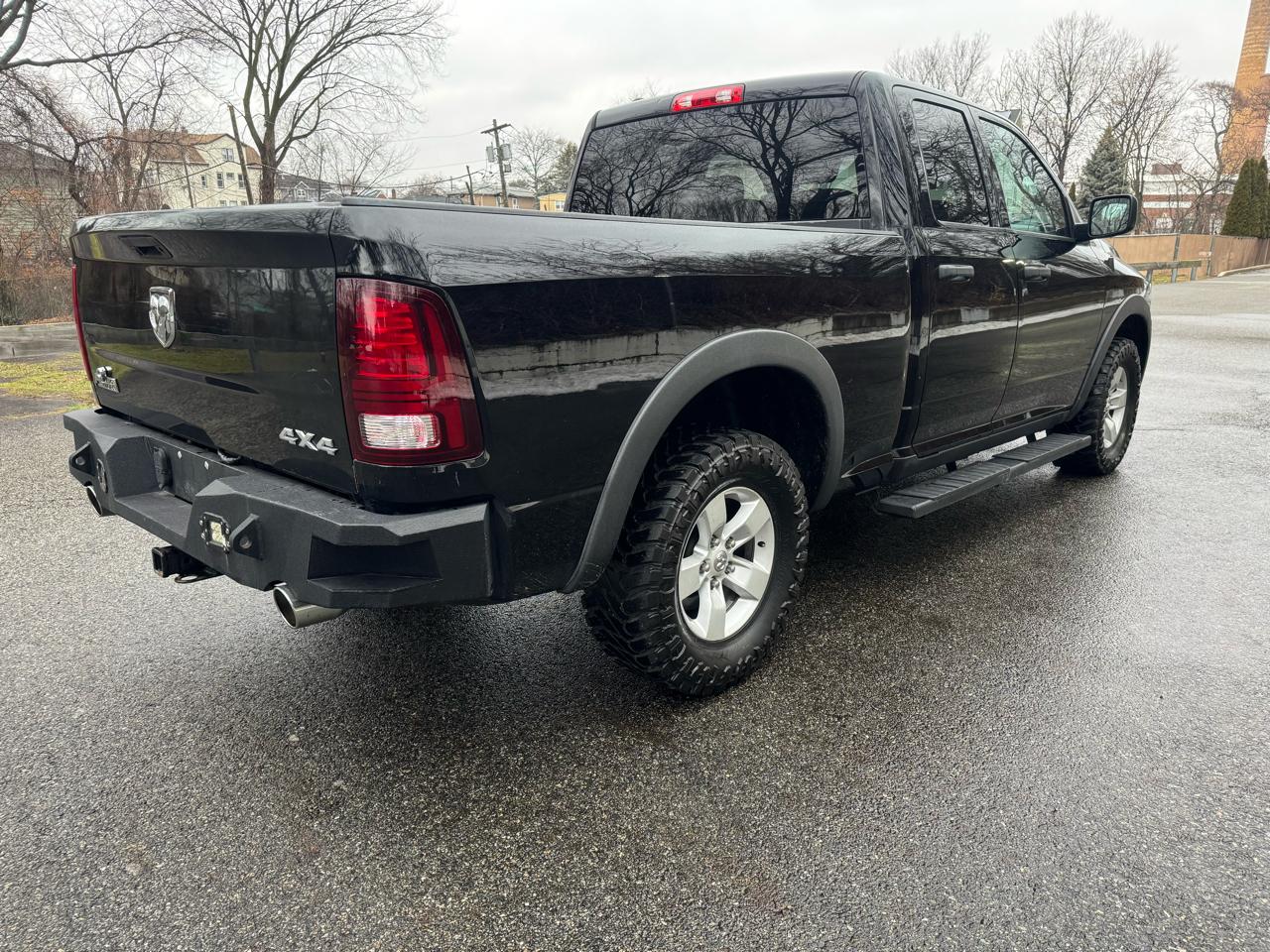 RAM 1500 4WD Crew Cab 140.5" Express 2014