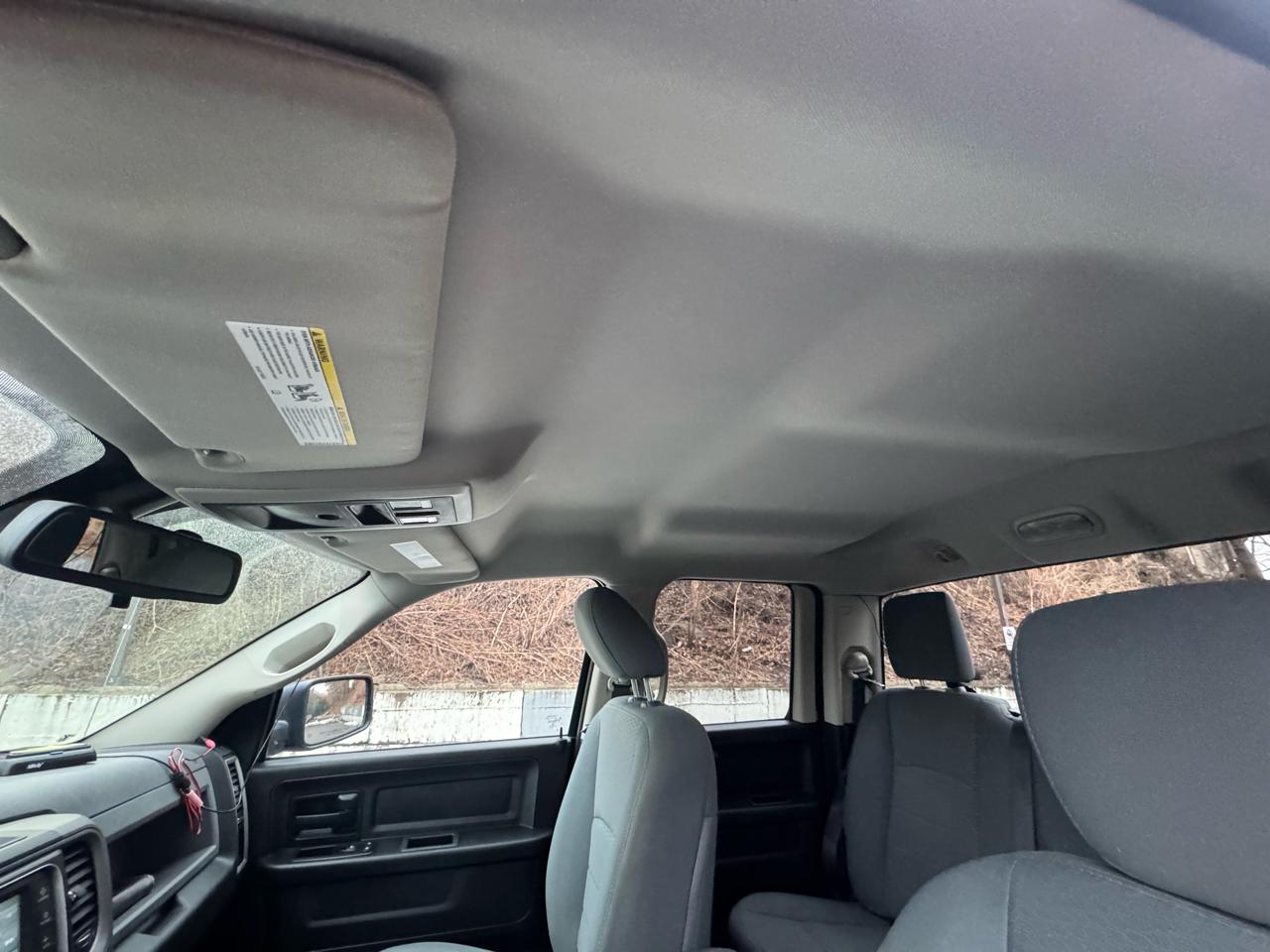 RAM 1500 4WD Crew Cab 140.5" Express 2014