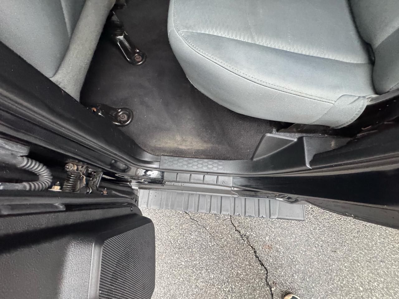 RAM 1500 4WD Crew Cab 140.5" Express 2014