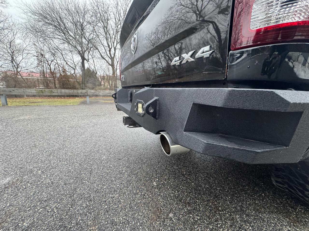 RAM 1500 4WD Crew Cab 140.5" Express 2014