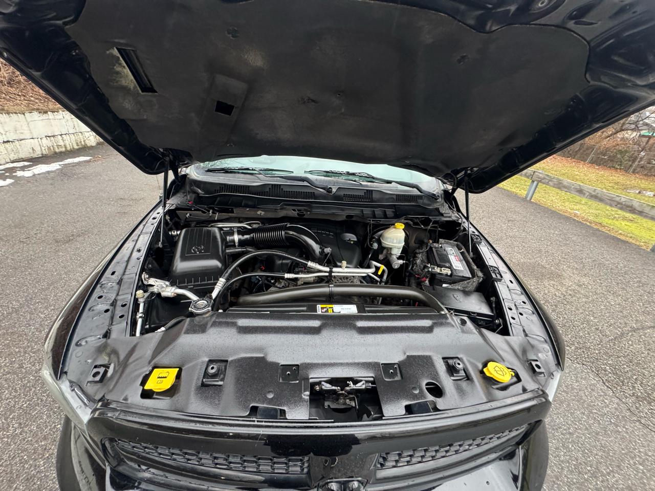 RAM 1500 4WD Crew Cab 140.5" Express 2014