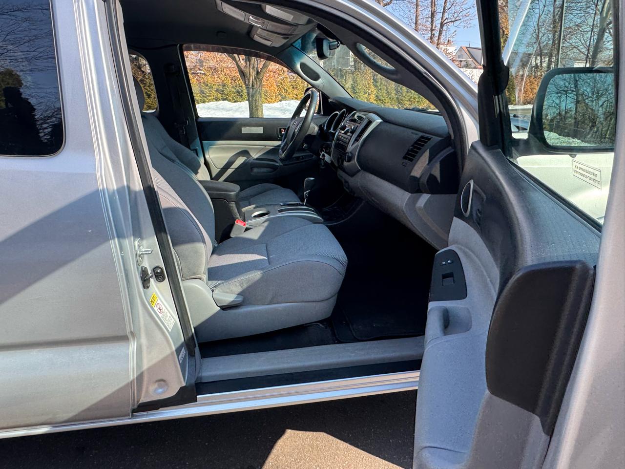 Toyota Tacoma Access Cab V6 Auto 4WD 2012