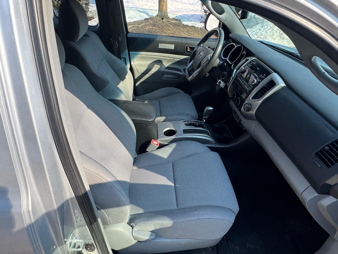 Toyota Tacoma Access Cab V6 Auto 4WD 2012