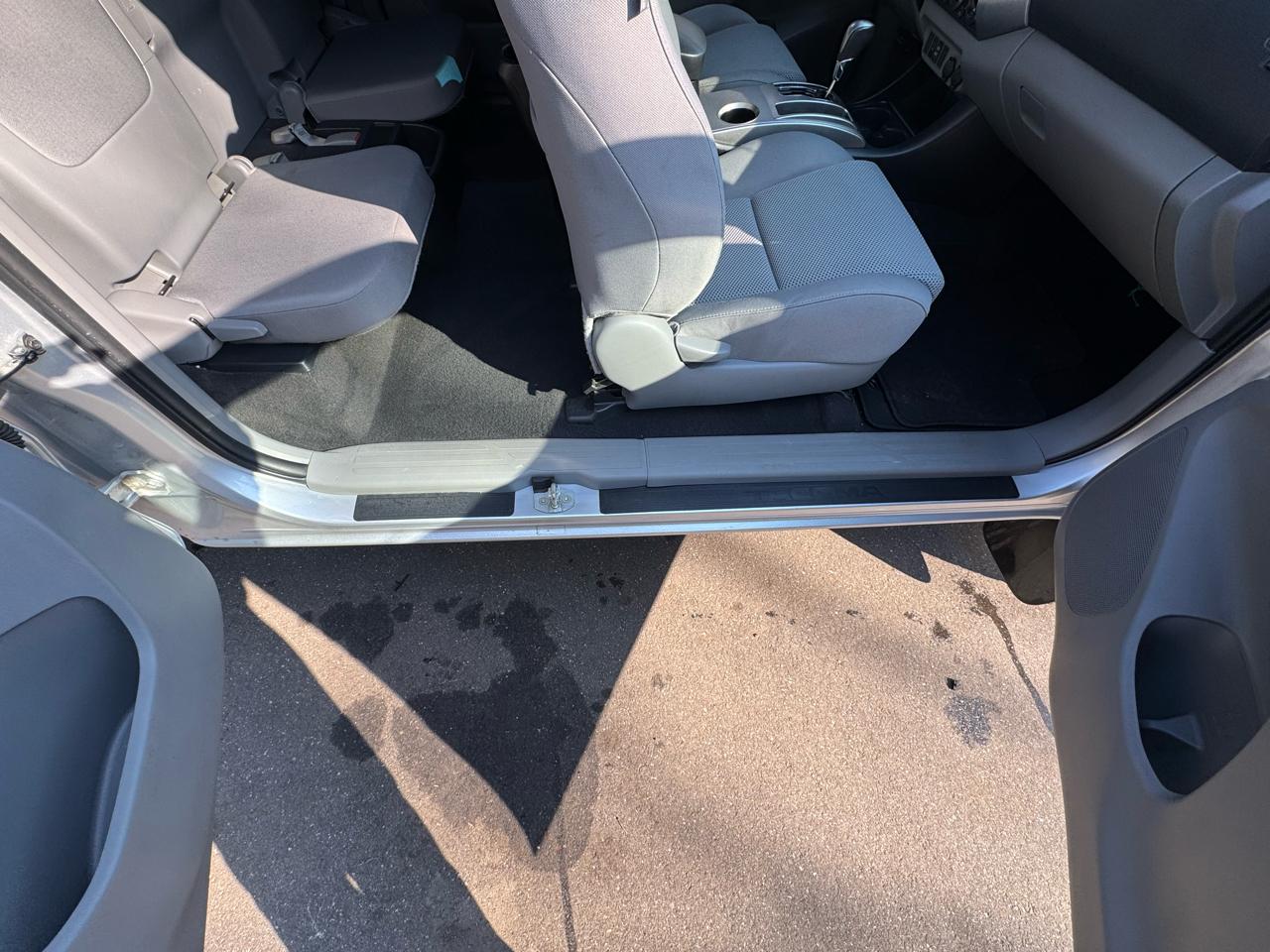 Toyota Tacoma Access Cab V6 Auto 4WD 2012