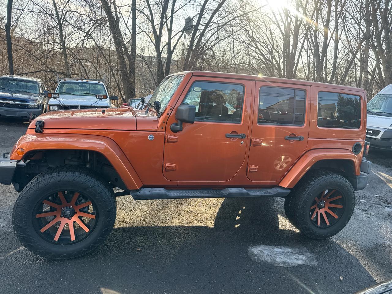 Jeep Wrangler Unlimited Sahara 4WD 2011