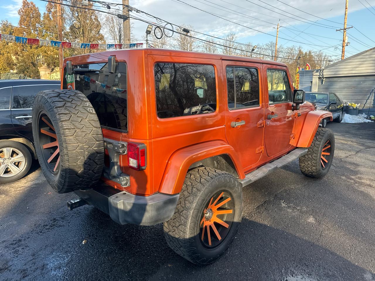Jeep Wrangler Unlimited Sahara 4WD 2011
