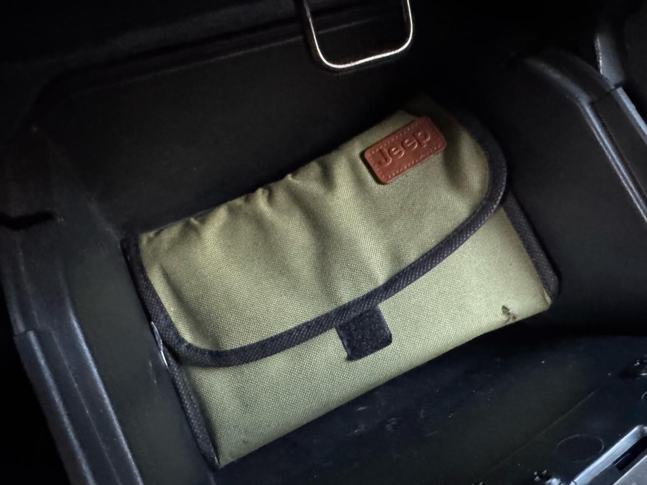 Jeep Wrangler Unlimited Sahara 4WD 2011