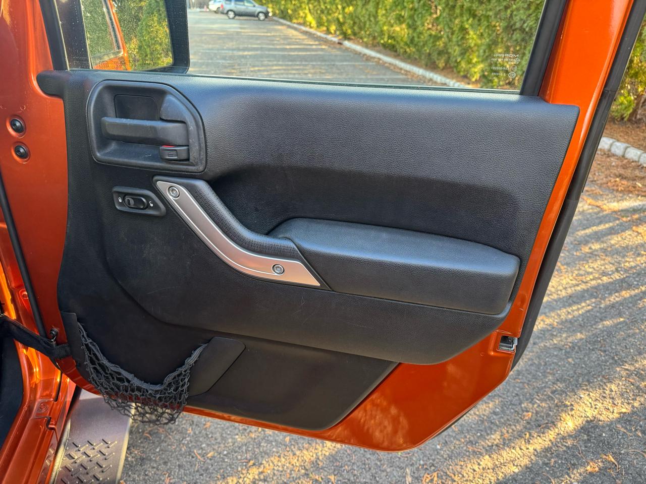 Jeep Wrangler Unlimited Sahara 4WD 2011