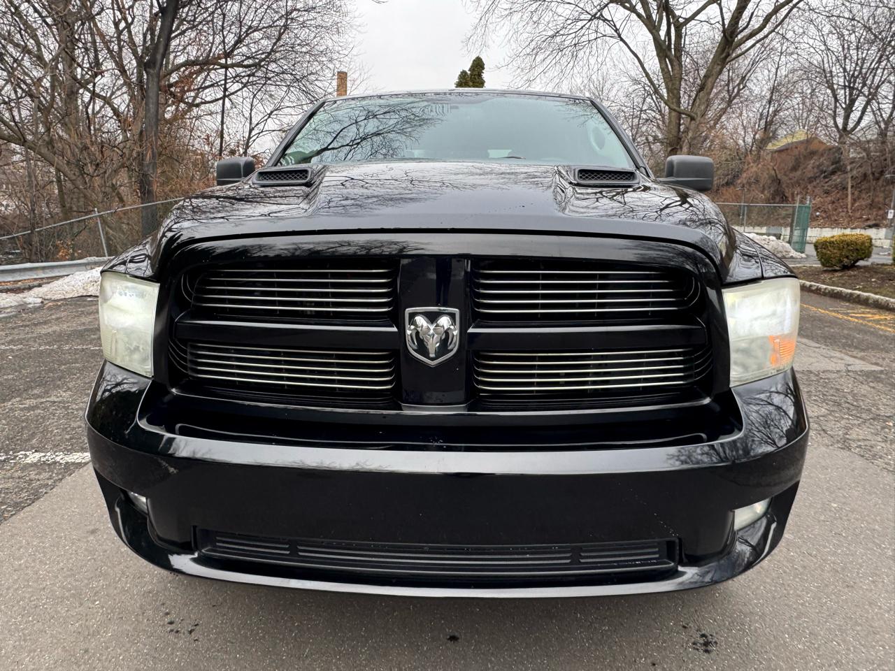 RAM 1500 4WD Crew Cab 149" Sport 2012