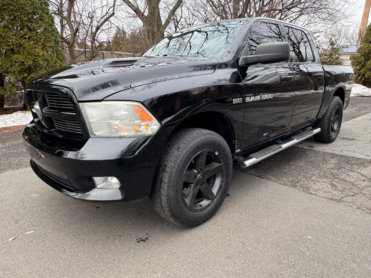 RAM 1500 4WD Crew Cab 149" Sport 2012