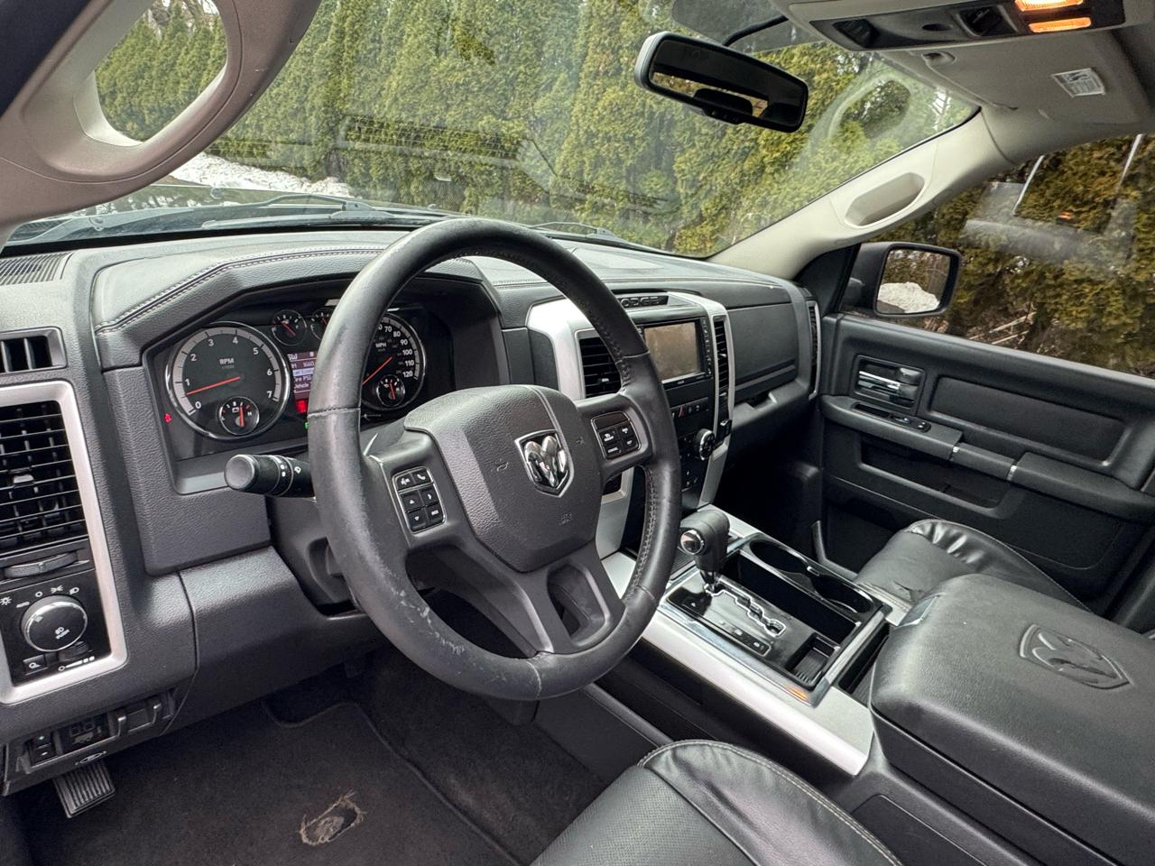 RAM 1500 4WD Crew Cab 149" Sport 2012