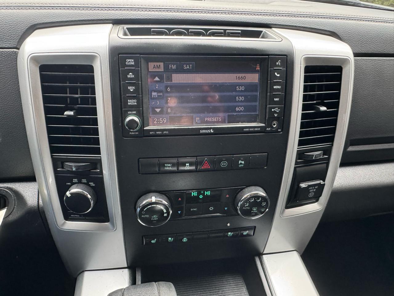 RAM 1500 4WD Crew Cab 149" Sport 2012