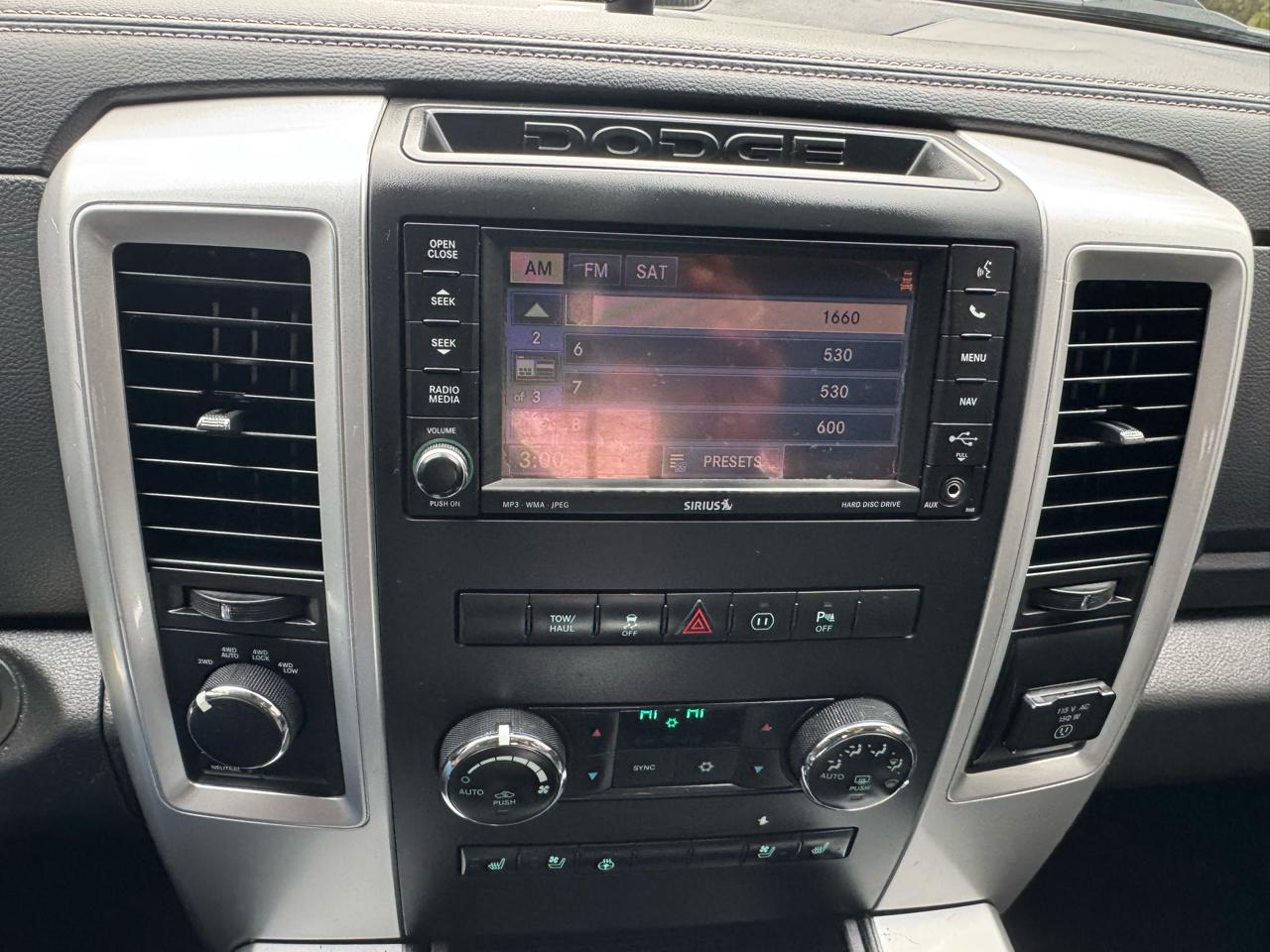 RAM 1500 4WD Crew Cab 149" Sport 2012