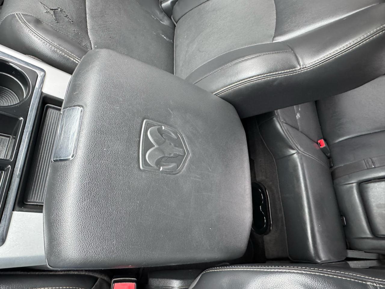 RAM 1500 4WD Crew Cab 149" Sport 2012