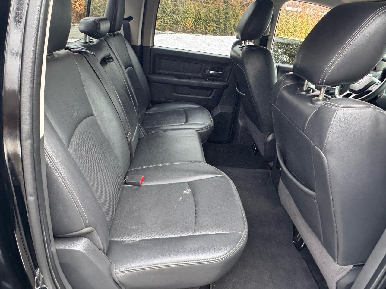 RAM 1500 4WD Crew Cab 149" Sport 2012