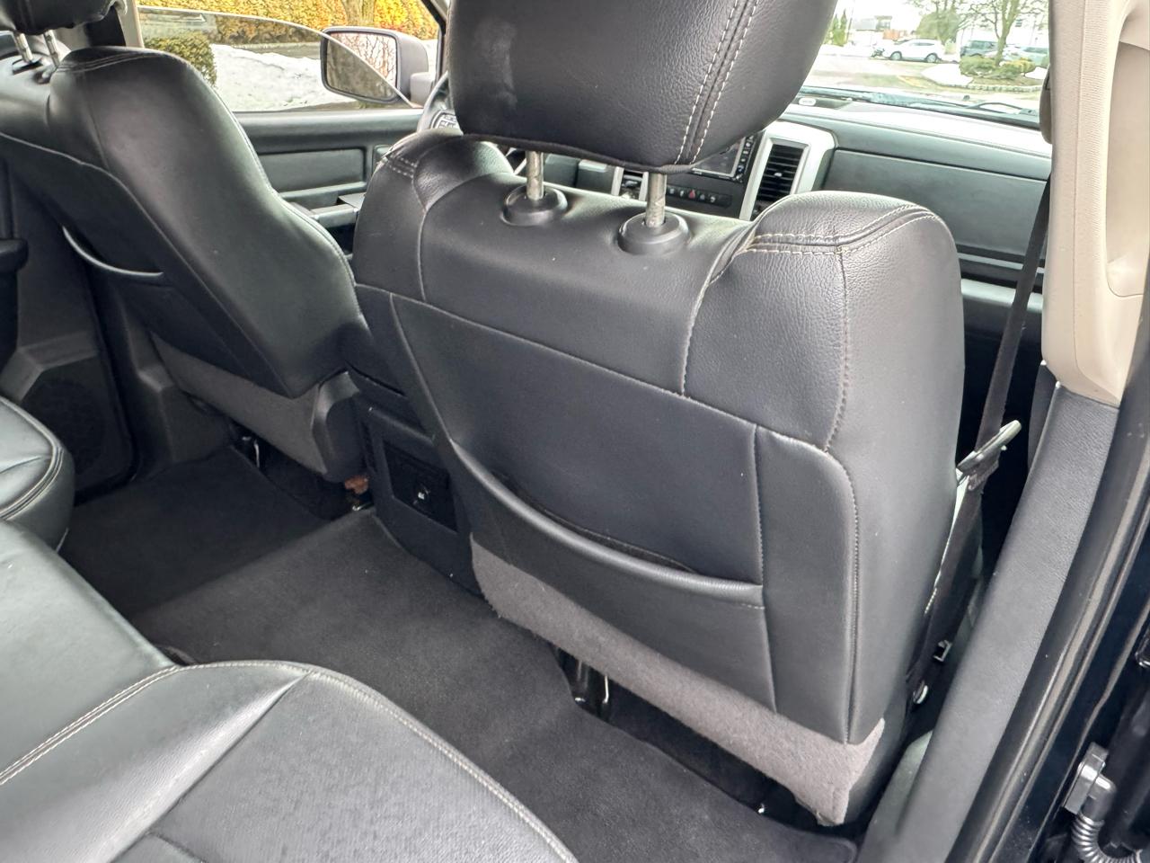 RAM 1500 4WD Crew Cab 149" Sport 2012