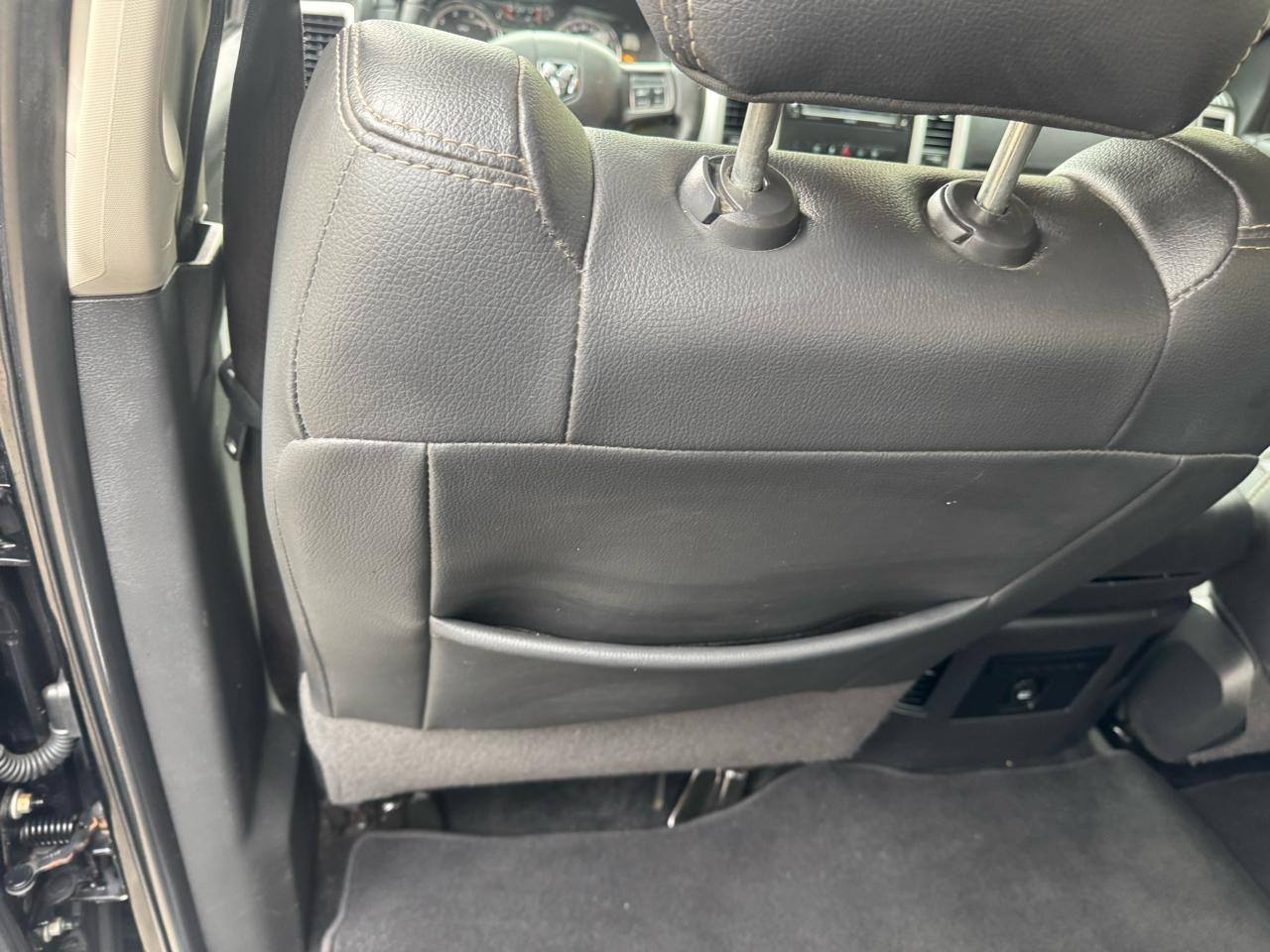 RAM 1500 4WD Crew Cab 149" Sport 2012