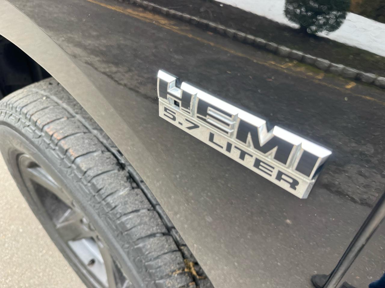 RAM 1500 4WD Crew Cab 149" Sport 2012