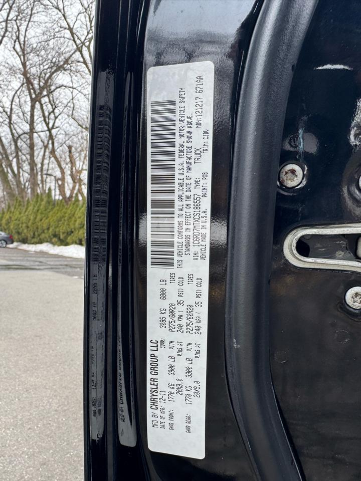 RAM 1500 4WD Crew Cab 149" Sport 2012