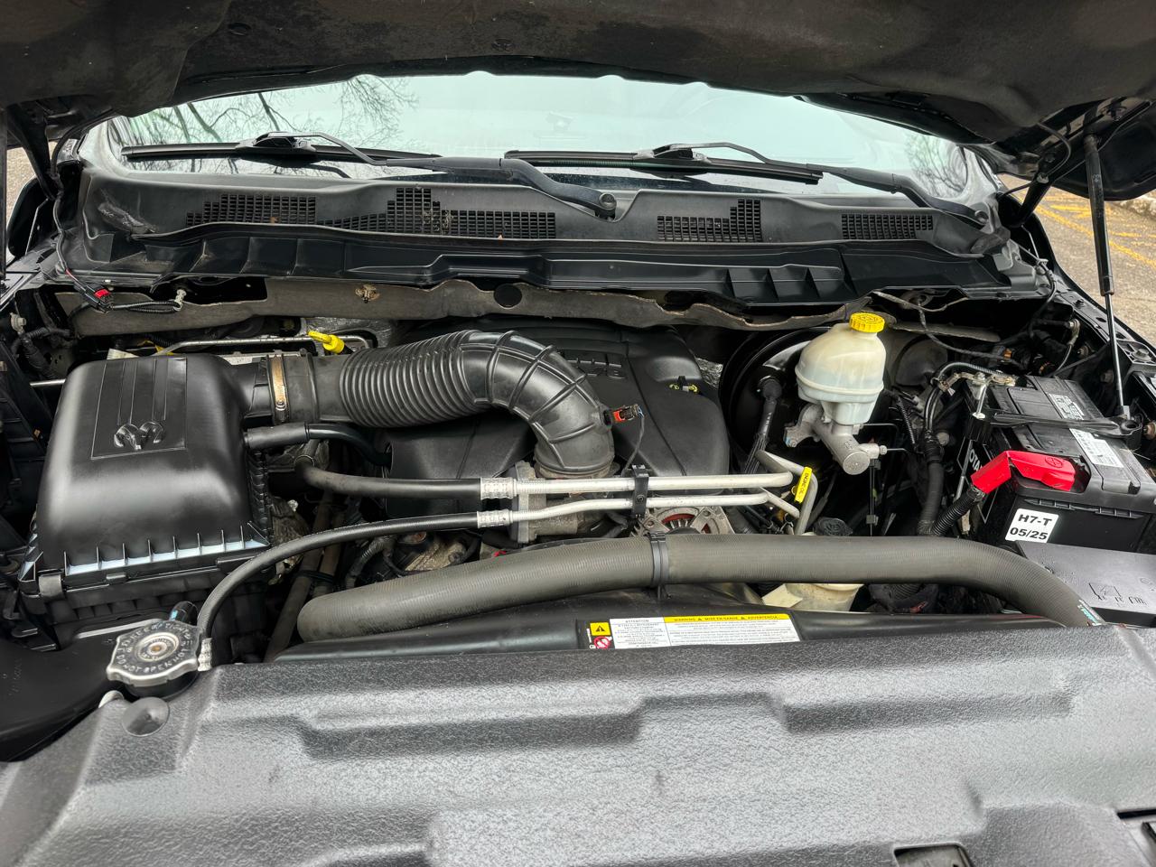 RAM 1500 4WD Crew Cab 149" Sport 2012