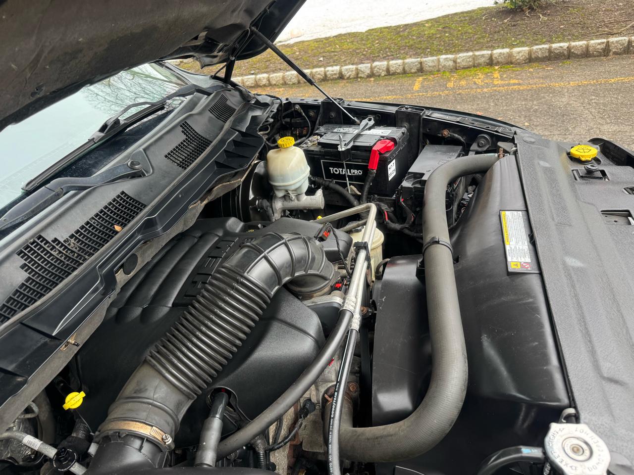 RAM 1500 4WD Crew Cab 149" Sport 2012