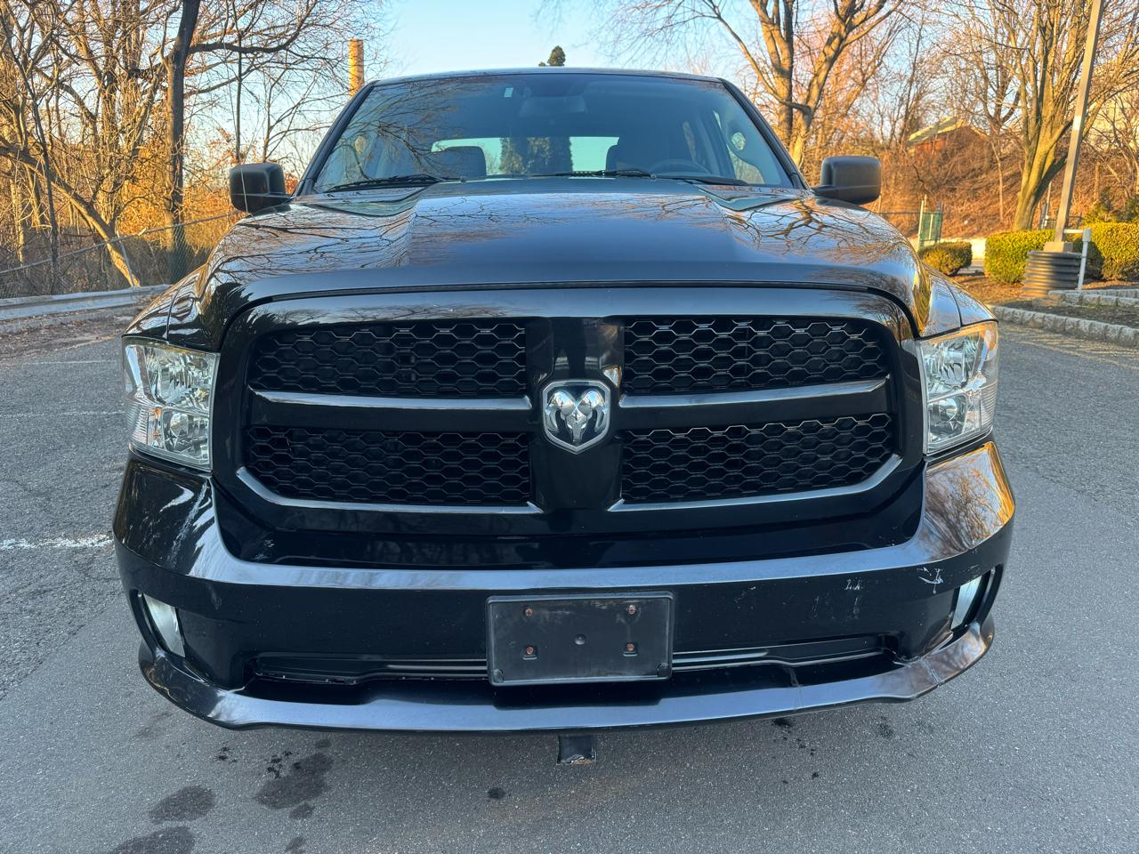 RAM 1500 4WD Crew Cab 140.5" Express 2016