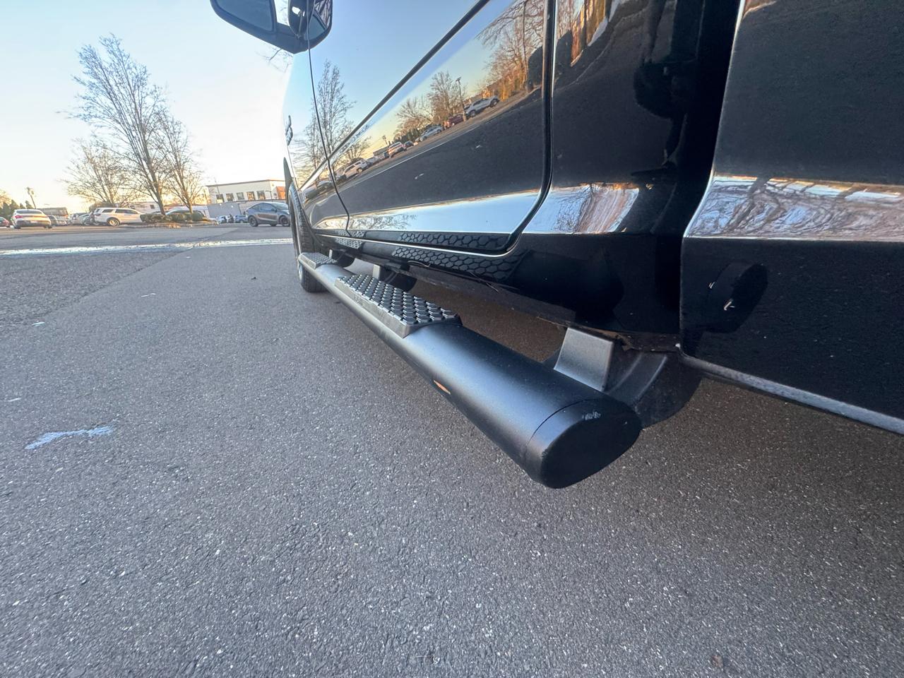 RAM 1500 4WD Crew Cab 140.5" Express 2016