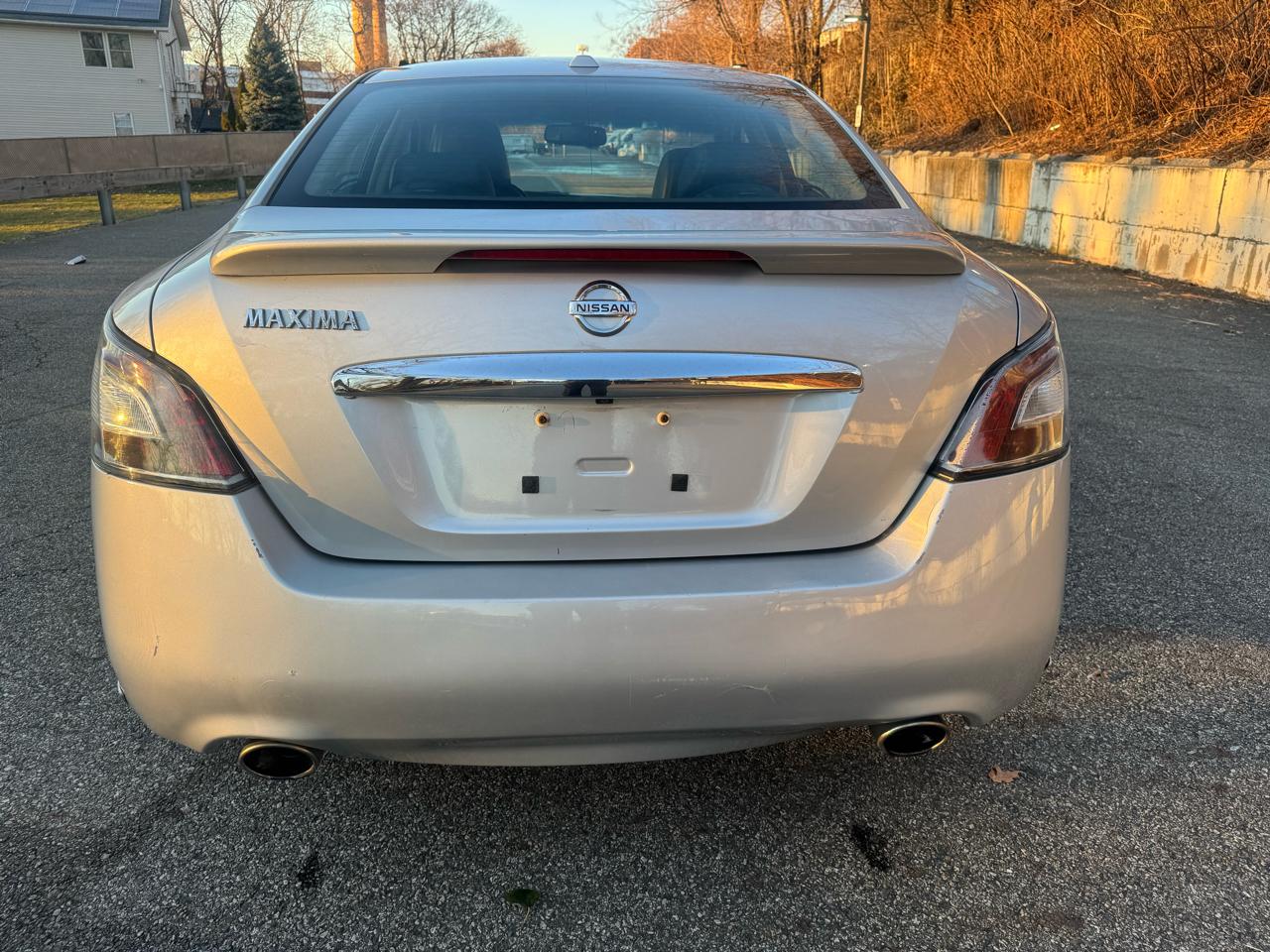 Nissan Maxima SV 2011