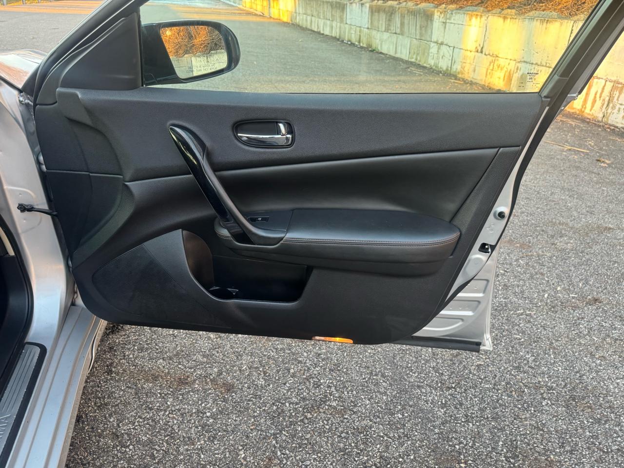 Nissan Maxima SV 2011