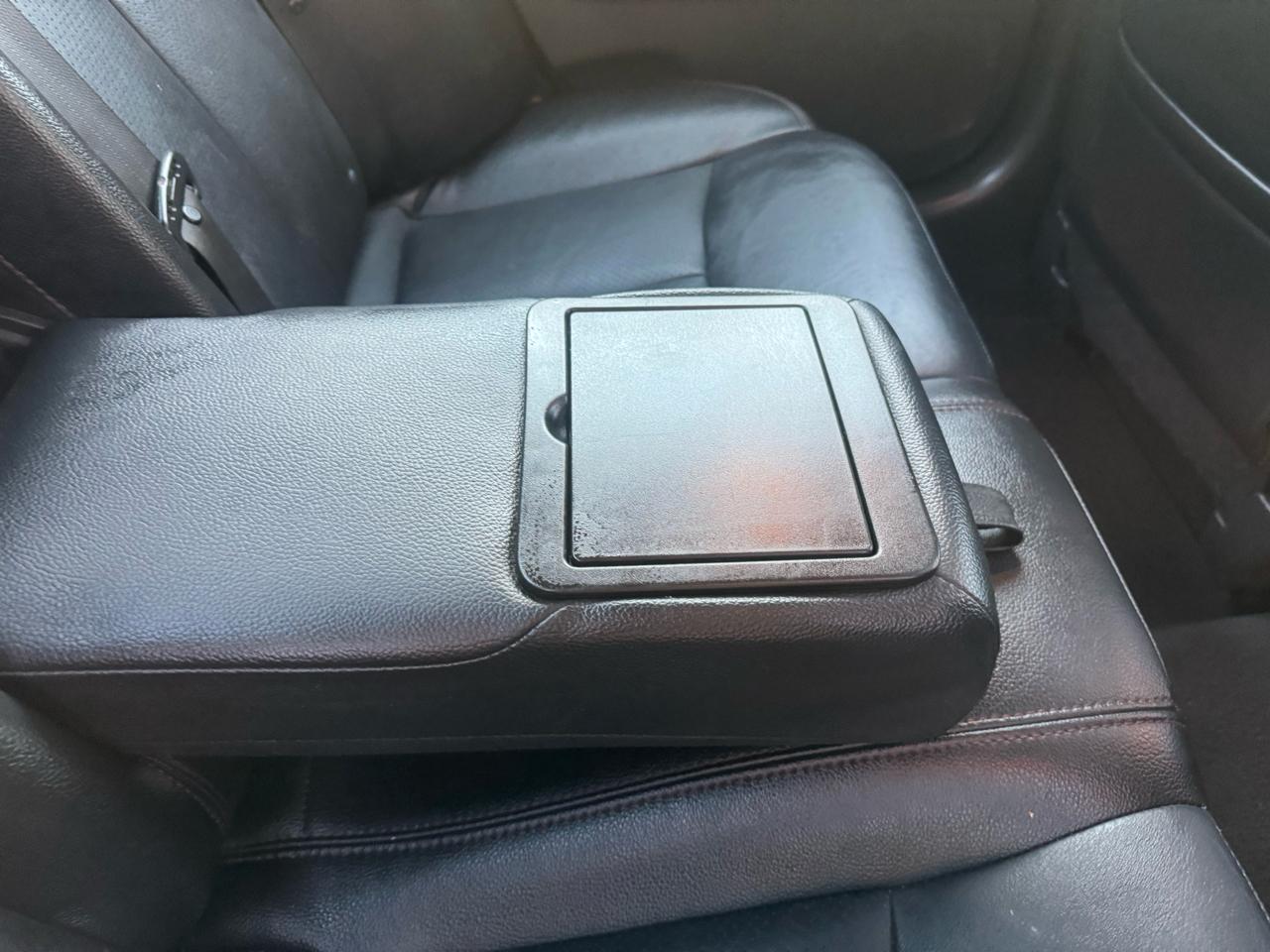 Nissan Maxima SV 2011