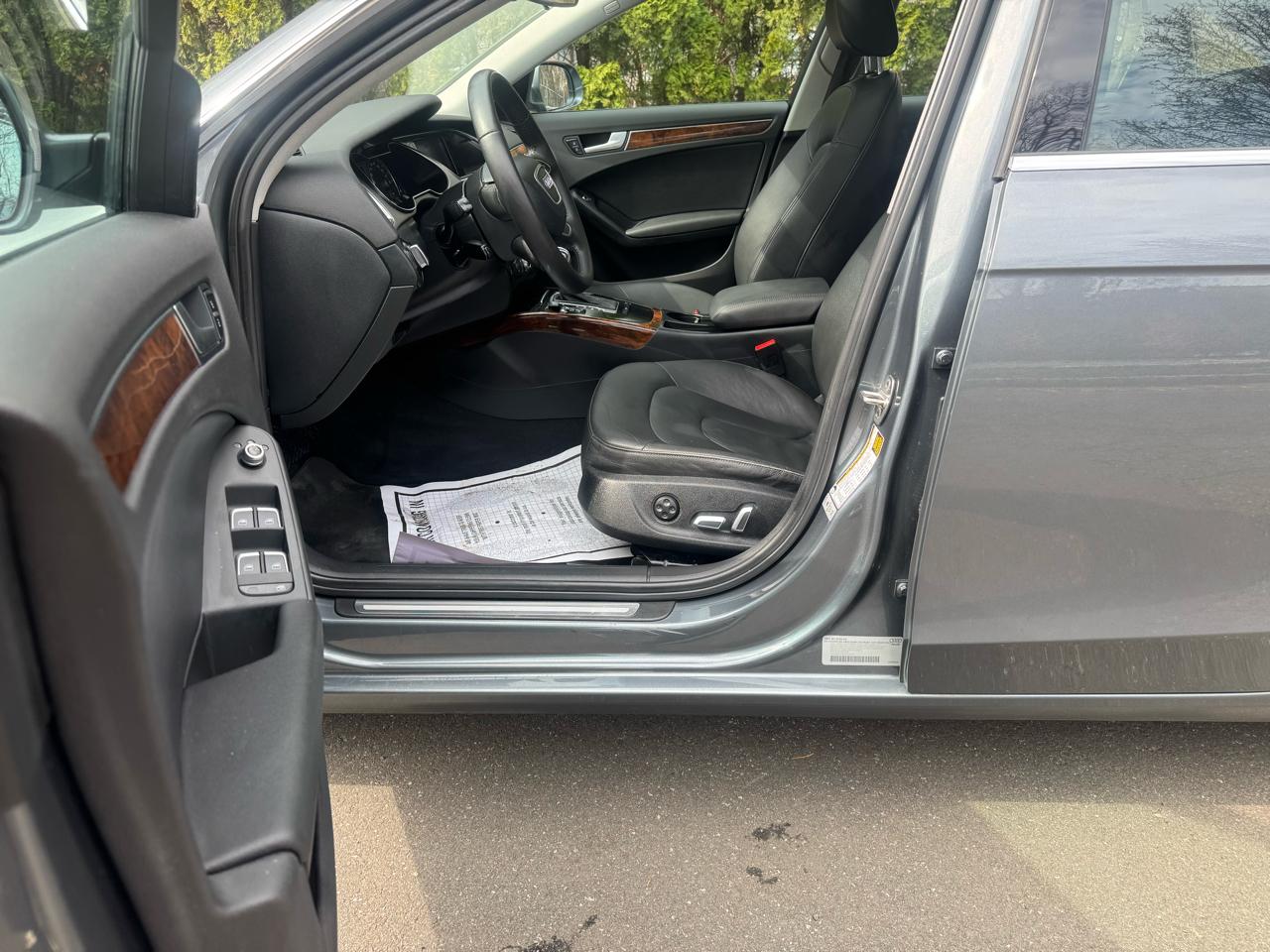 Audi A4 2.0T Sedan quattro Tiptronic 2013