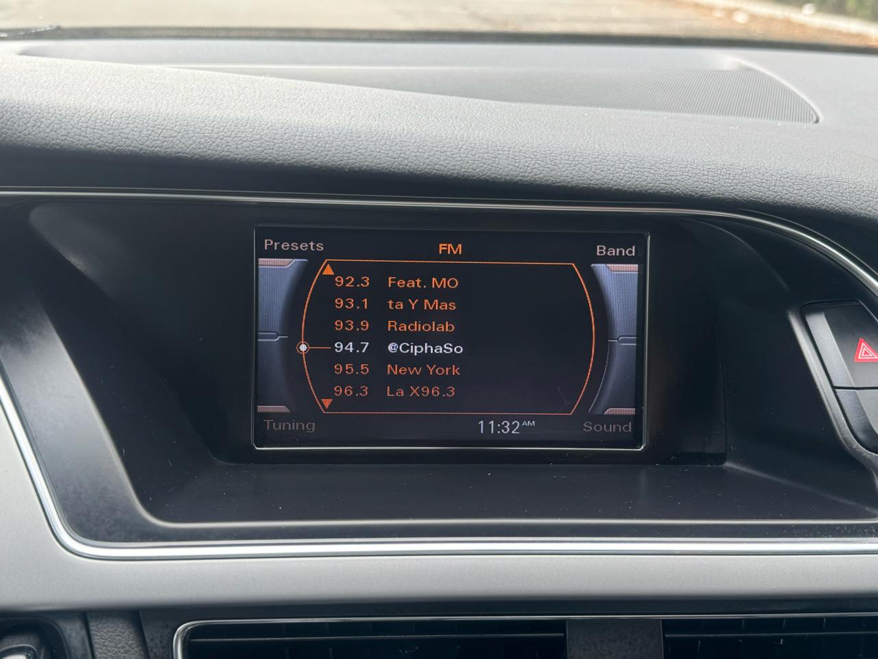 Audi A4 2.0T Sedan quattro Tiptronic 2013