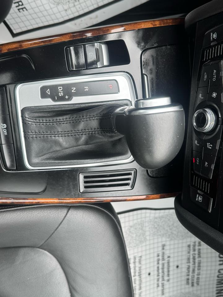 Audi A4 2.0T Sedan quattro Tiptronic 2013