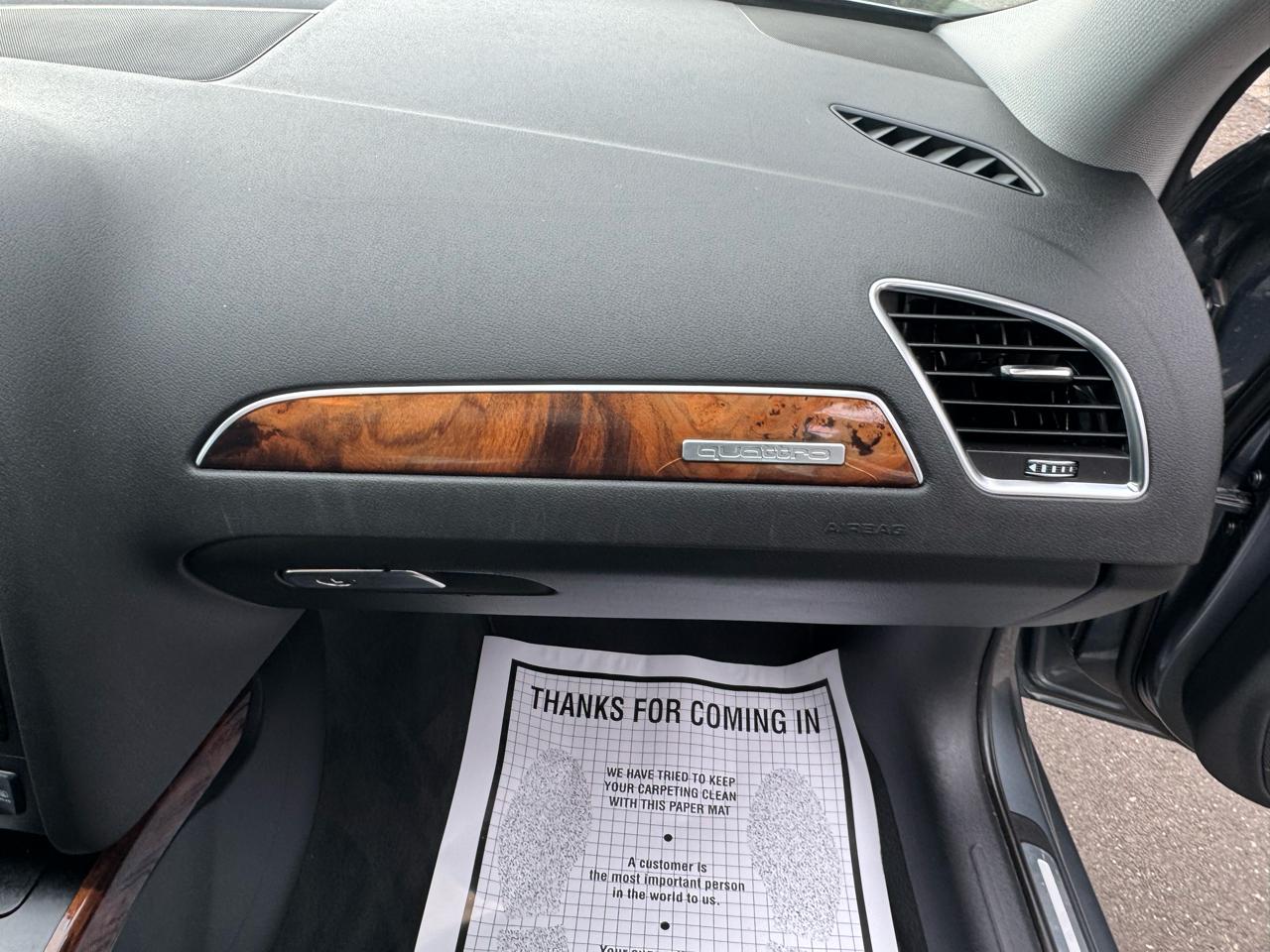 Audi A4 2.0T Sedan quattro Tiptronic 2013