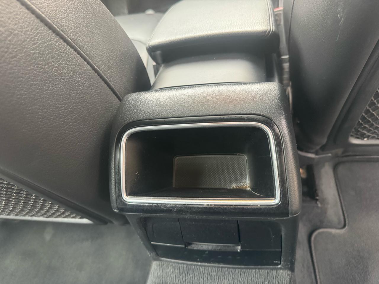 Audi A4 2.0T Sedan quattro Tiptronic 2013