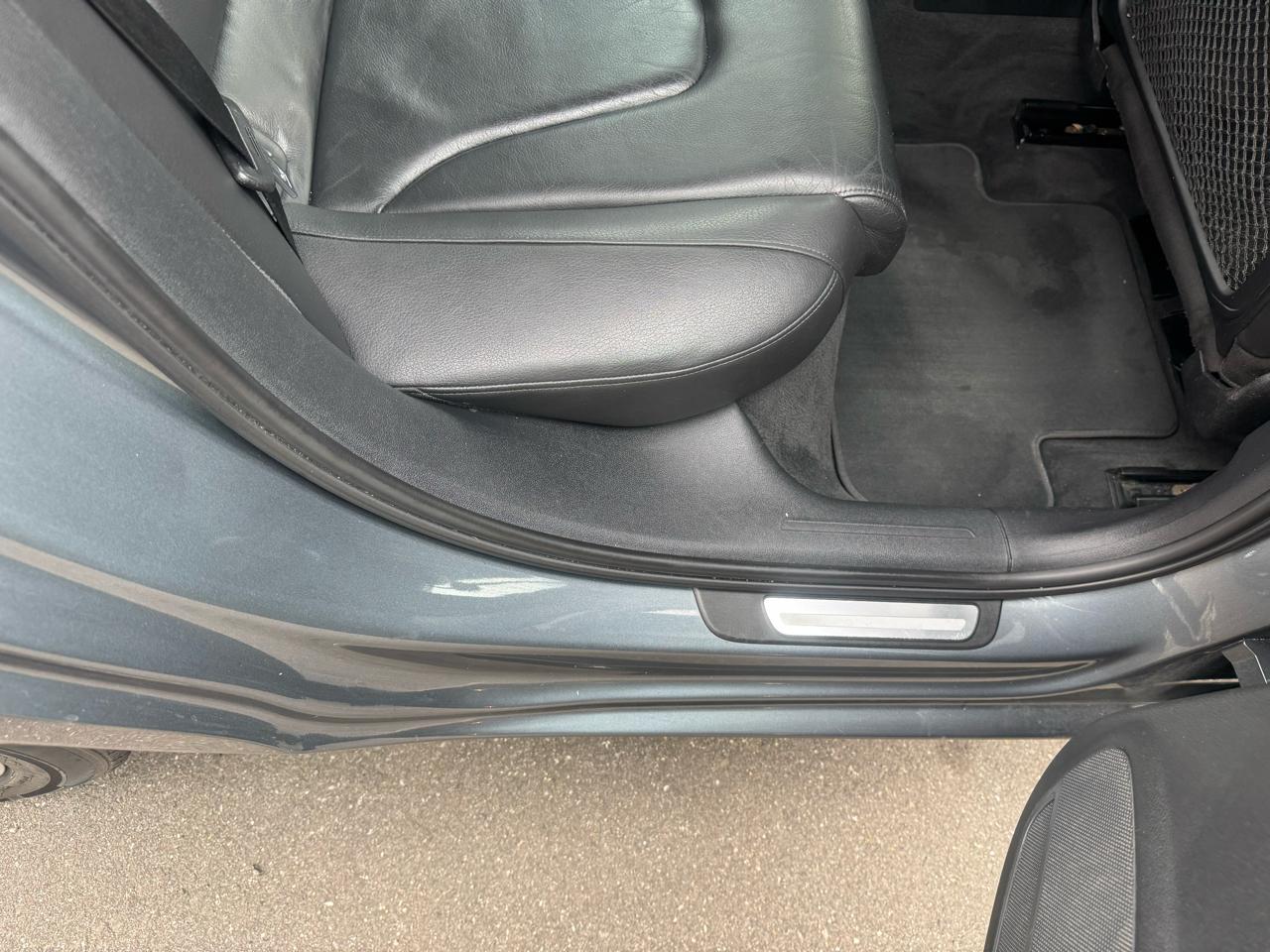 Audi A4 2.0T Sedan quattro Tiptronic 2013