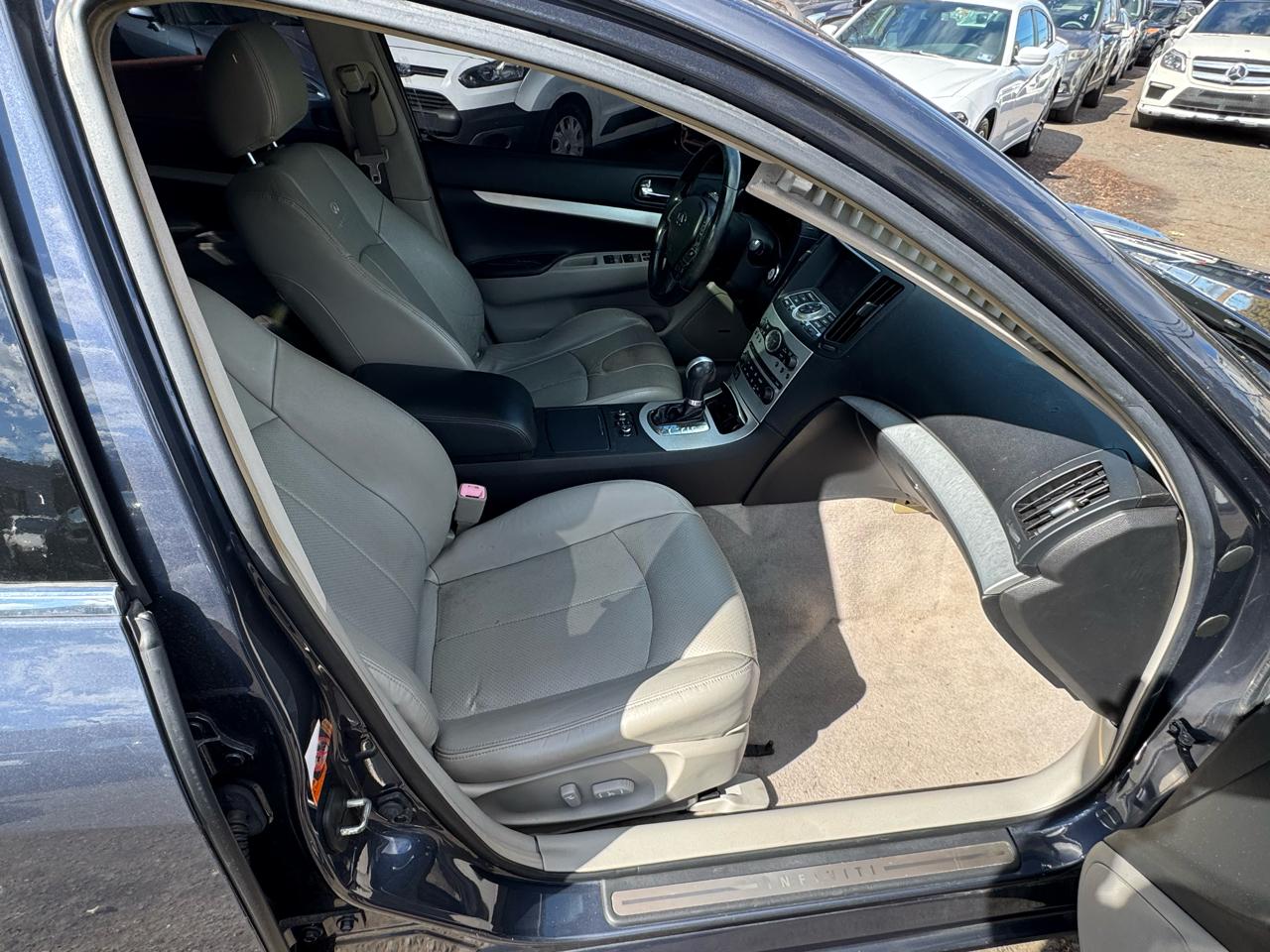 Infiniti G Sedan G37x AWD 2009