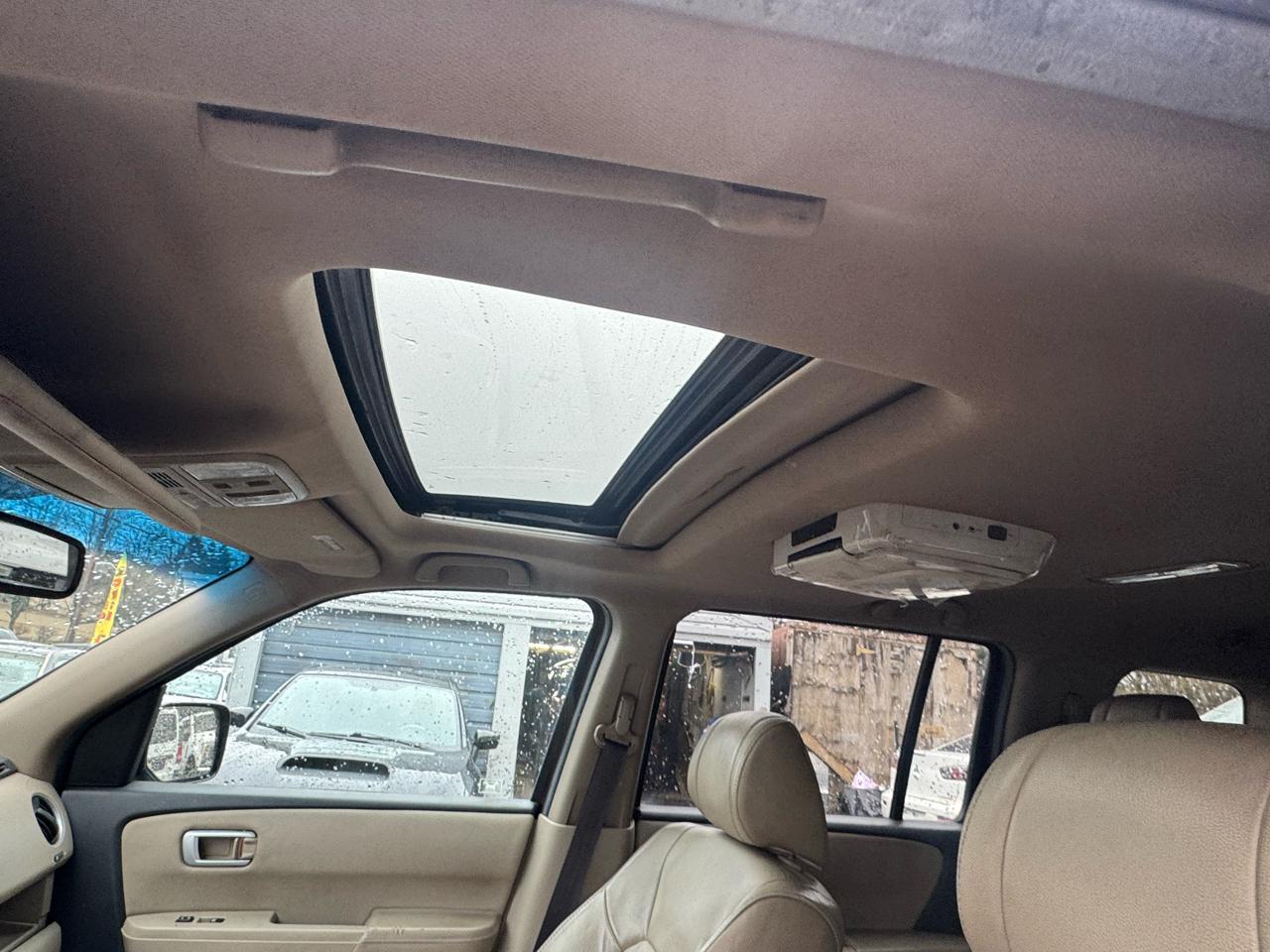 Honda Pilot EX-L 4WD 5-Spd AT 2012