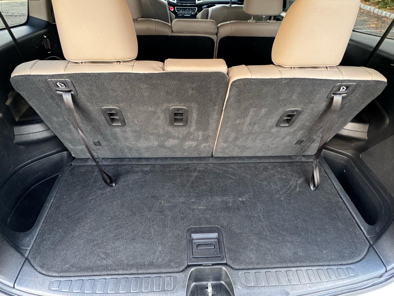 Honda Pilot Touring 4WD 2017