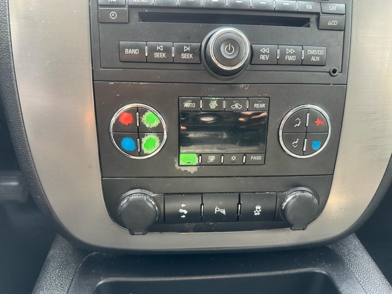 GMC Yukon XL SLT 1/2 Ton 4WD 2013