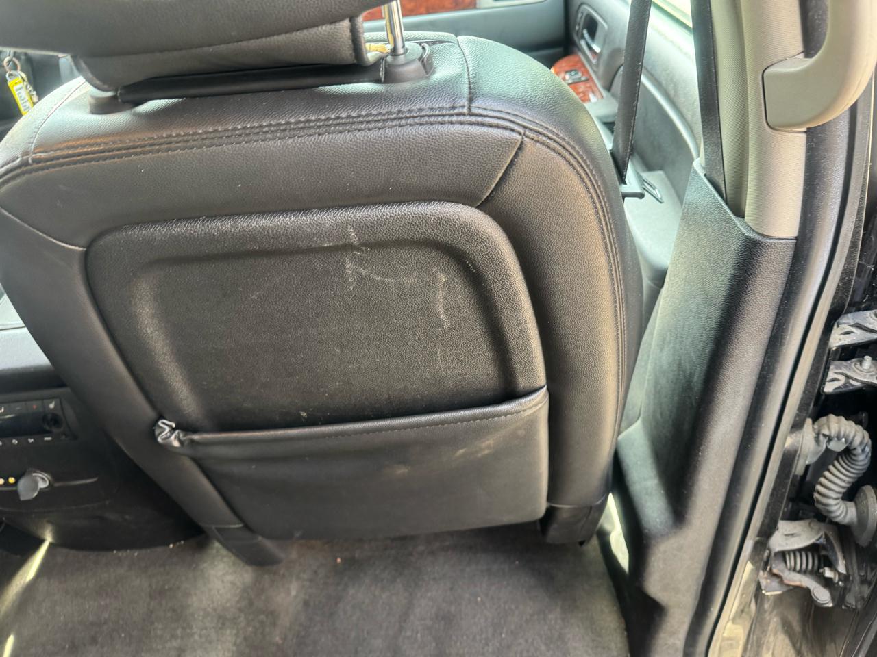 GMC Yukon XL SLT 1/2 Ton 4WD 2013