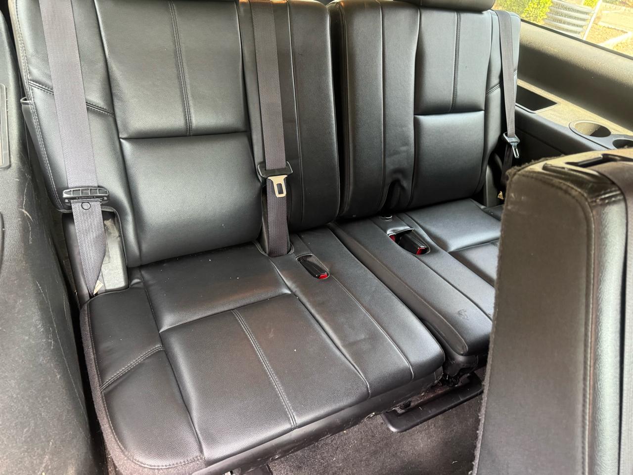 GMC Yukon XL SLT 1/2 Ton 4WD 2013