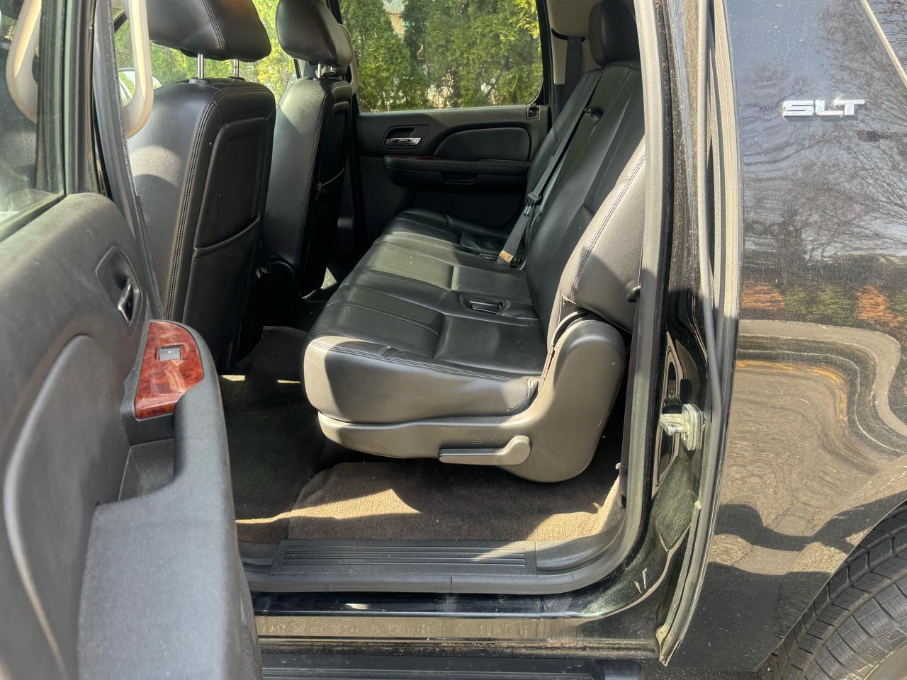 GMC Yukon XL SLT 1/2 Ton 4WD 2013