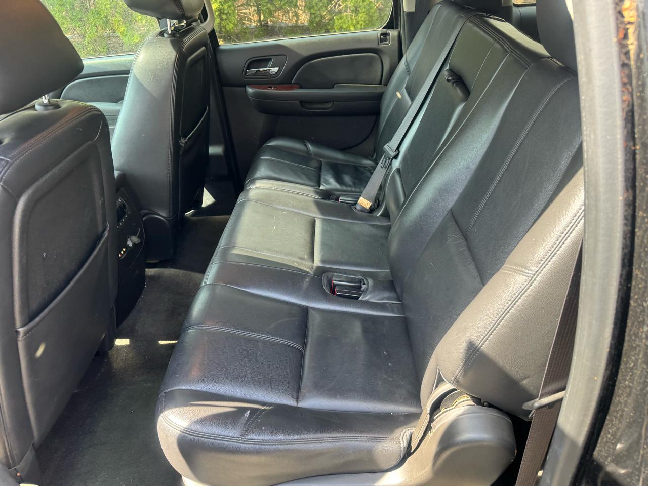 GMC Yukon XL SLT 1/2 Ton 4WD 2013