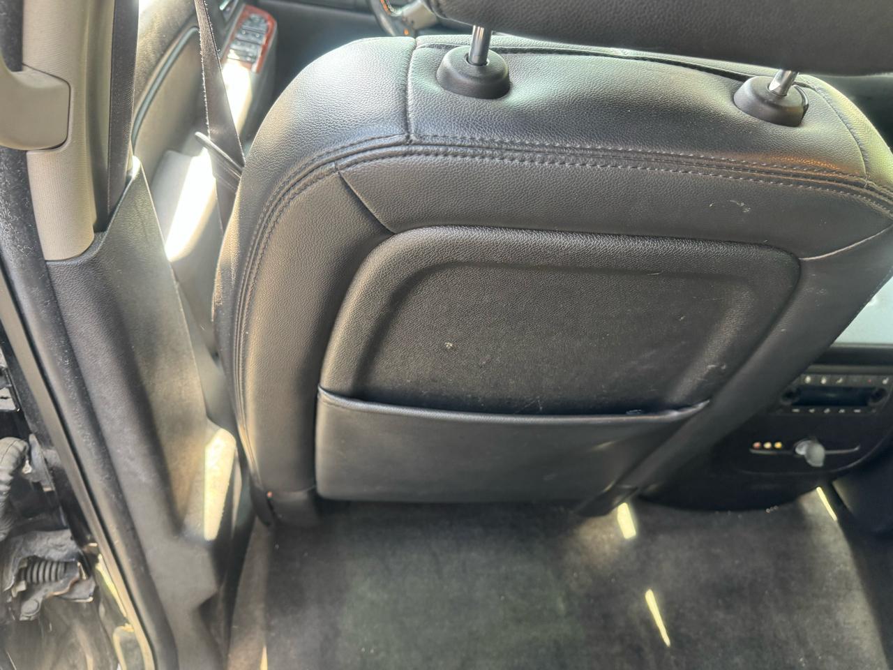 GMC Yukon XL SLT 1/2 Ton 4WD 2013