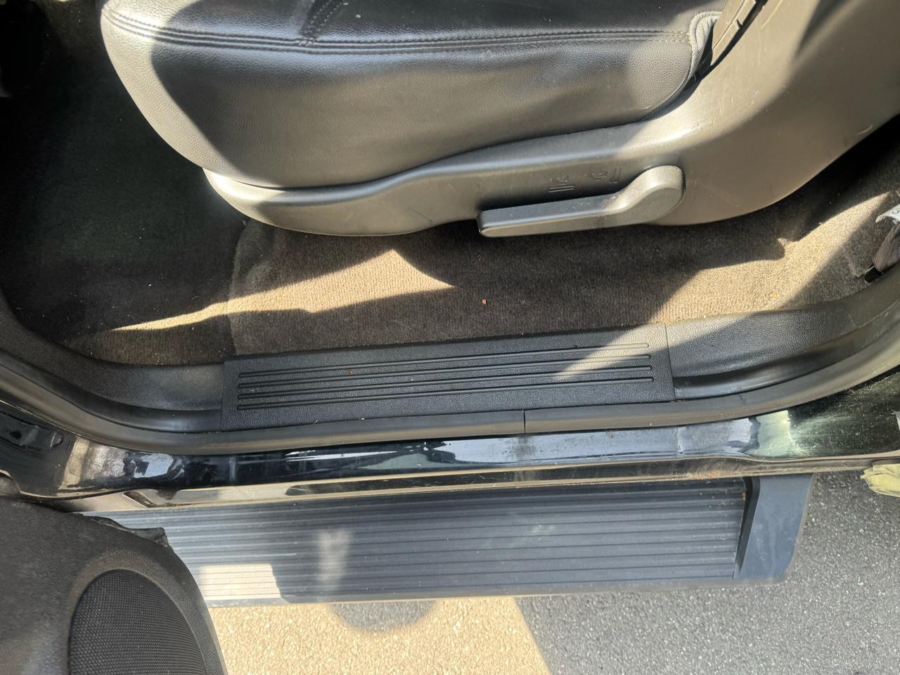 GMC Yukon XL SLT 1/2 Ton 4WD 2013