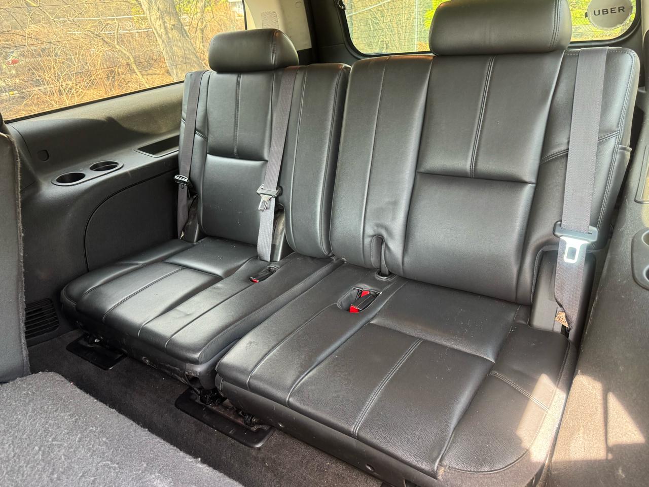 GMC Yukon XL SLT 1/2 Ton 4WD 2013