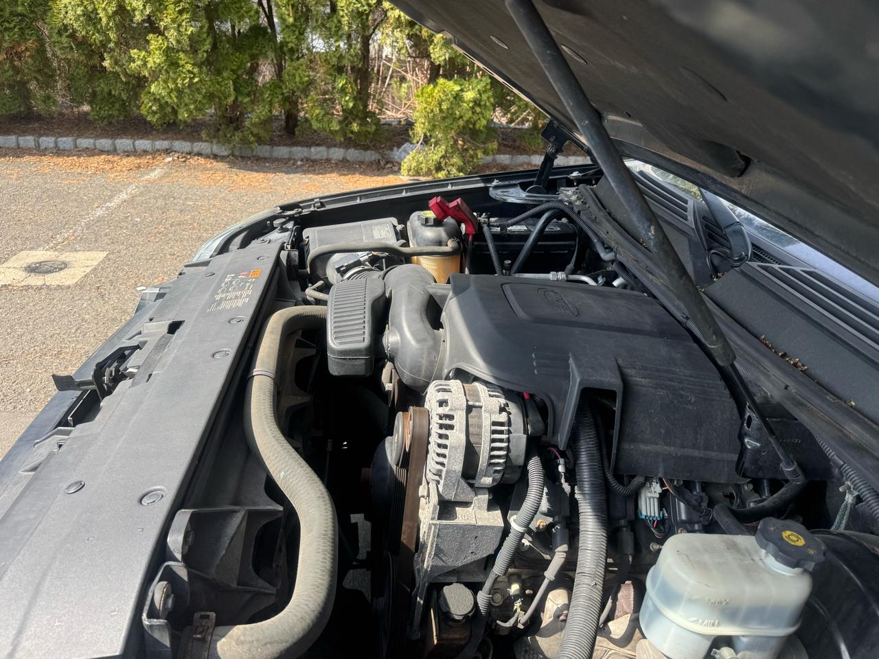 GMC Yukon XL SLT 1/2 Ton 4WD 2013