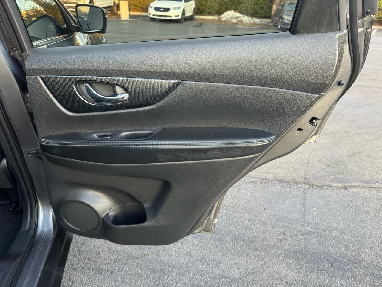 Nissan Rogue SV AWD 2015