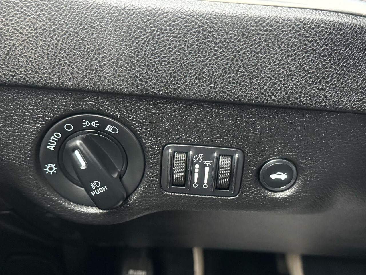 Dodge Charger SXT AWD 2019